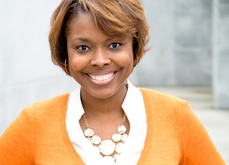 JoAnn Holmes, Esq. Headshot